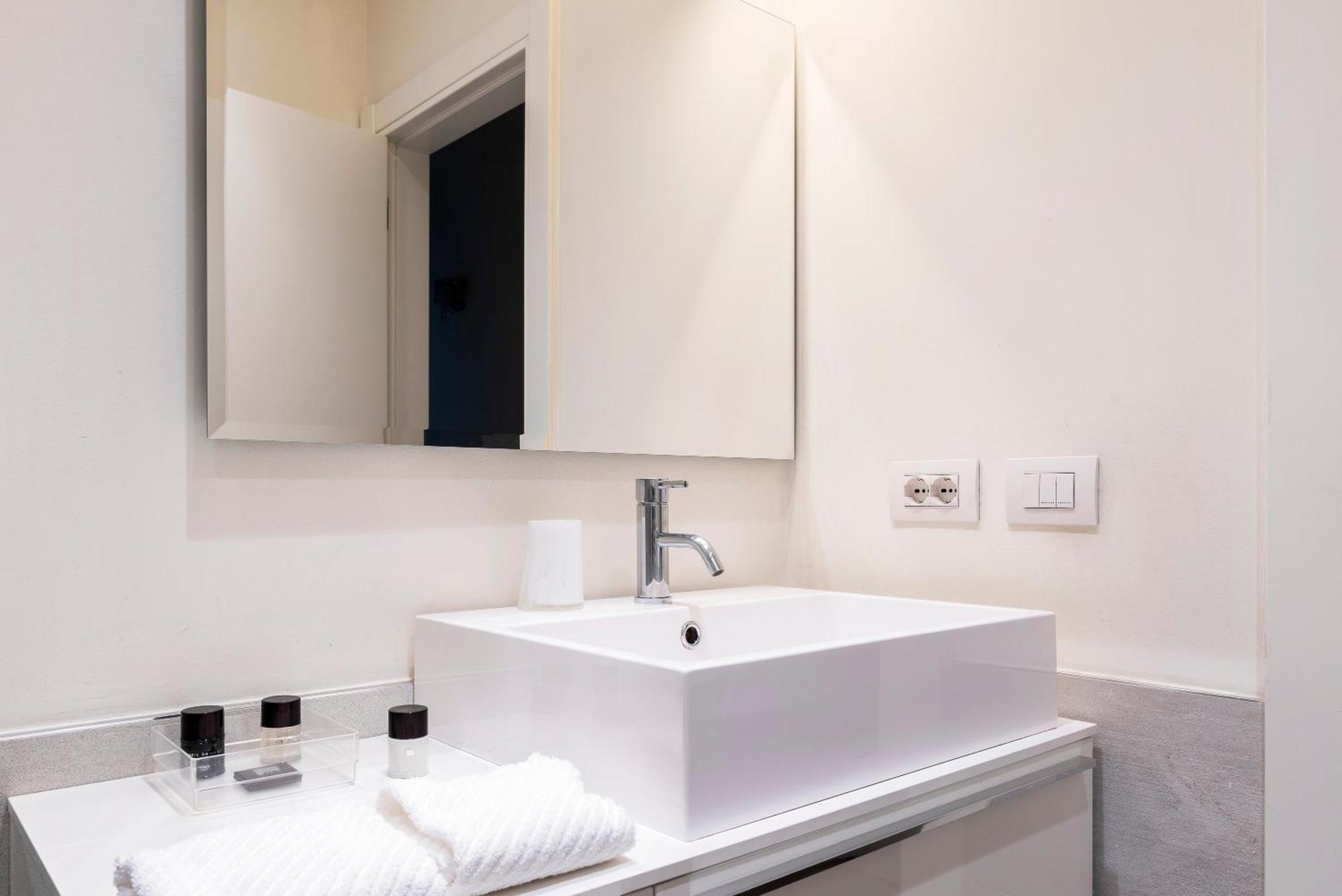 Appartement Fifty Eight Milan Duomo Extérieur photo